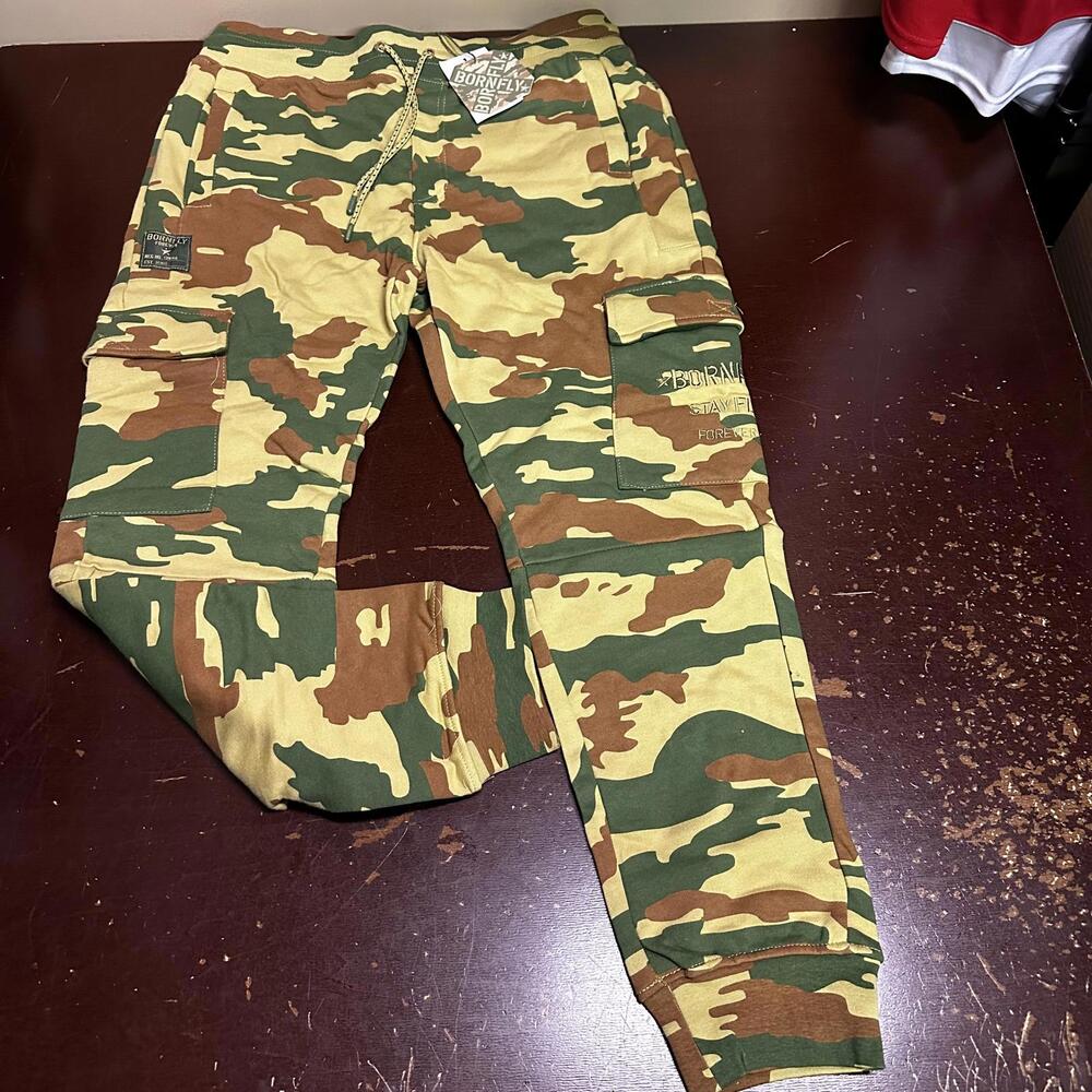 Born fly men’s green light brown camo cargo sweatpants XL